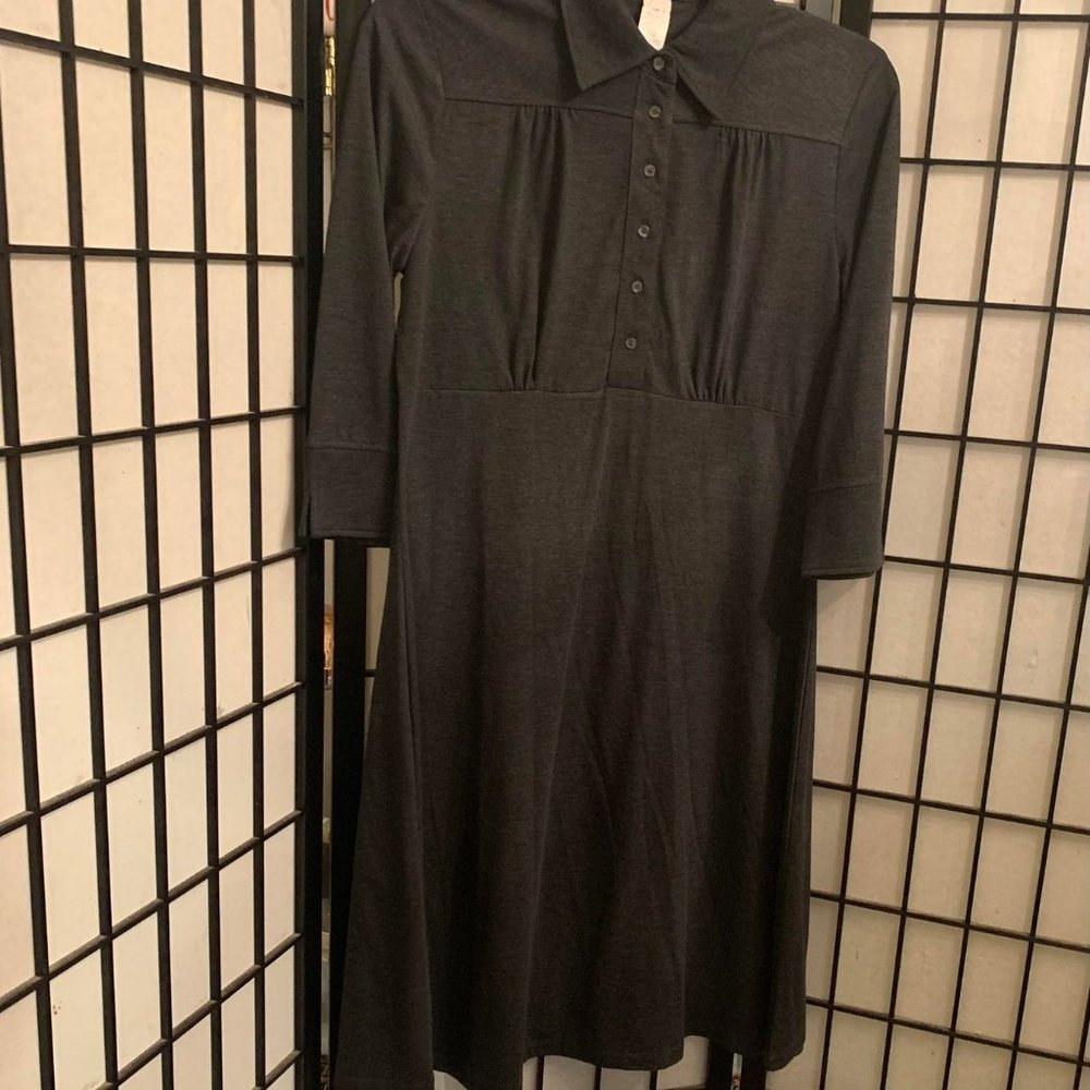 NWOT Avon Button Top Gray Dress Size Large